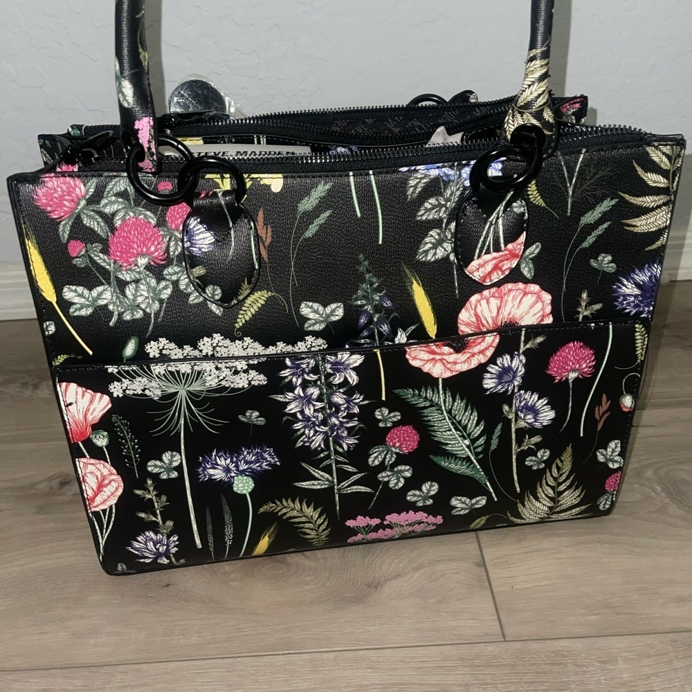 NWT Steve Madden Floral Black Tote Bag - Picture 2 of 10